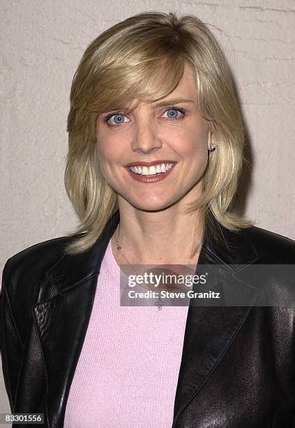 315 Courtney Thorne Smith Pictures